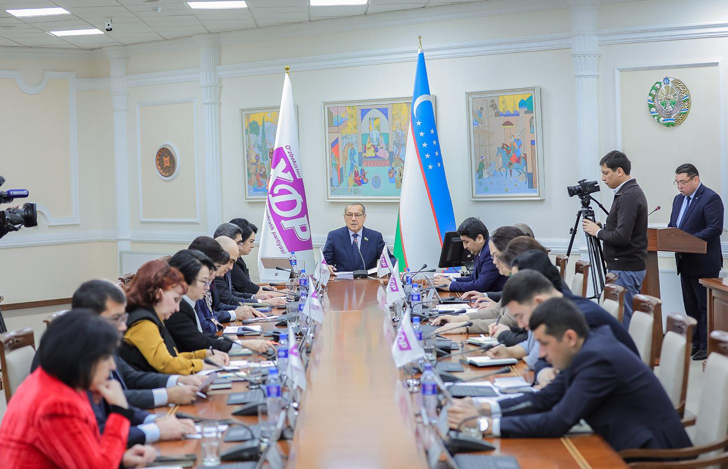 Qonun loyihalari elektorat manfaatlari asosida ko‘rib chiqildi