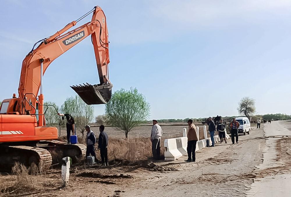 Deputat ko‘magi bilan aholining ekin maydonlari oqava suv bilan ta’minlandi