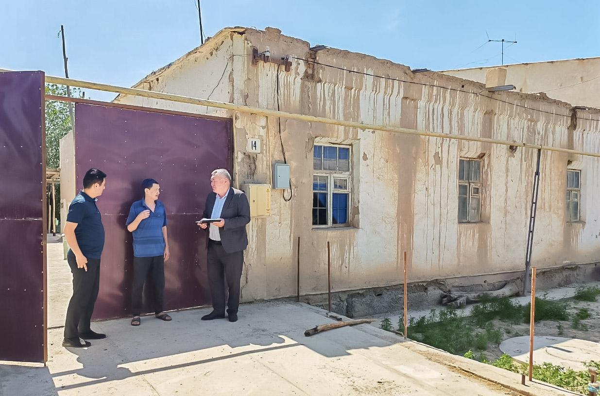 “Bir mahalla – bir tashabbus” loyihasi doirasida nukusliklarning muammolari o‘rganildi
