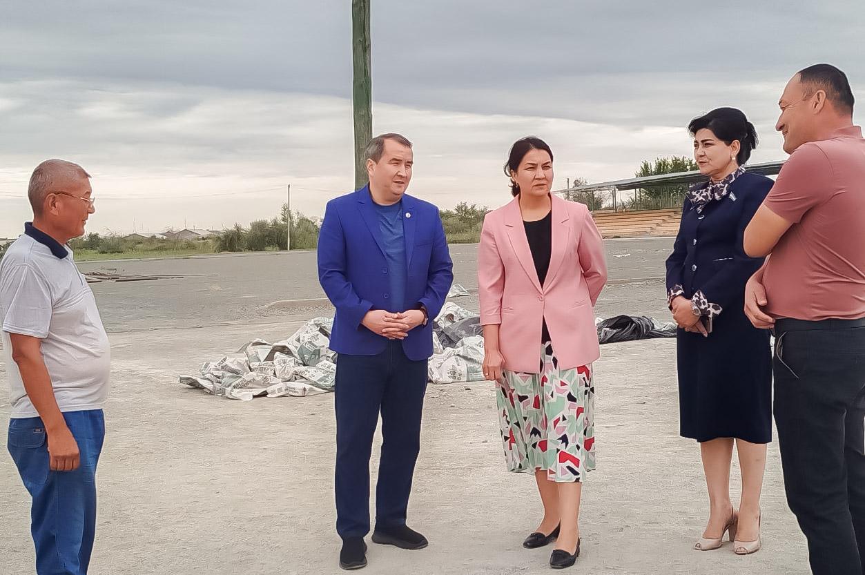 Amudaryodagi markaziy stadion rekonstruksiyasi o‘rganildi