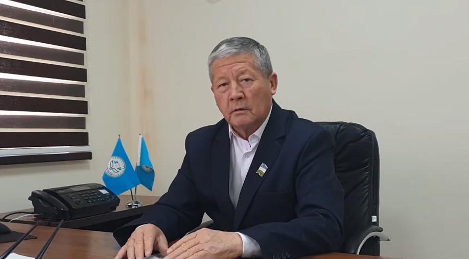 Рўзимурод Авазов: Сурхондарёда вилоят Кенгаши депутатлари 2 тадан муҳтож оилага ёрдам берадиган бўлди (видео)