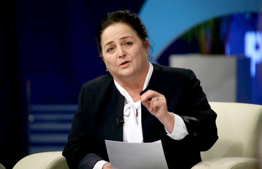 Сенатор ва мардикор аёллар нима ҳақда суҳбатлашди?
