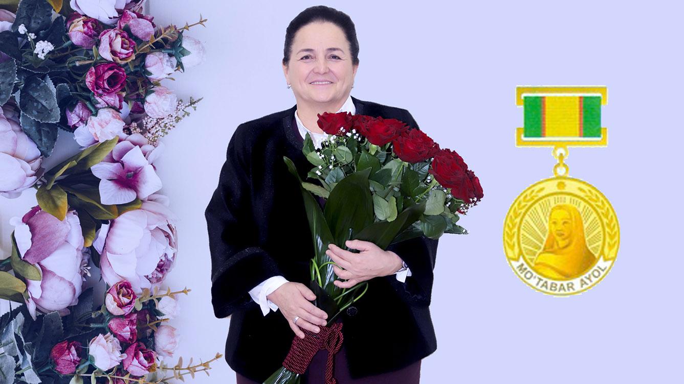 Мақсуда Ворисова "Мўътабар аёл" кўкрак нишони билан тақдирланди