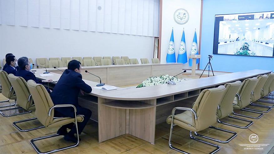 ХДП депутатлари минимал истеъмол ҳаражатларини эълон қилиш орқага сурилиб, пайсалга солинаётганига изоҳ сўради (видео)