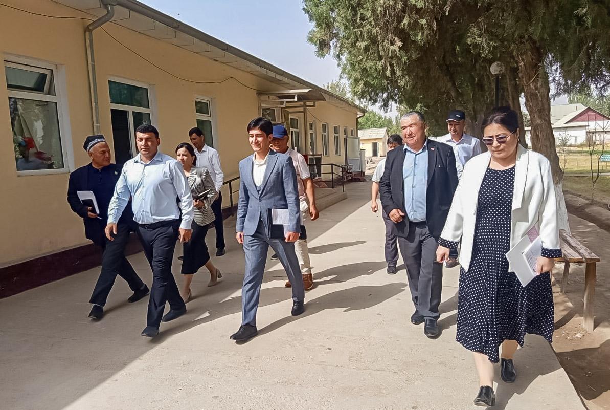 Ishchi guruh Oltinsoydagi ijtimoiy soha obyektlarida muammolar aniqladi