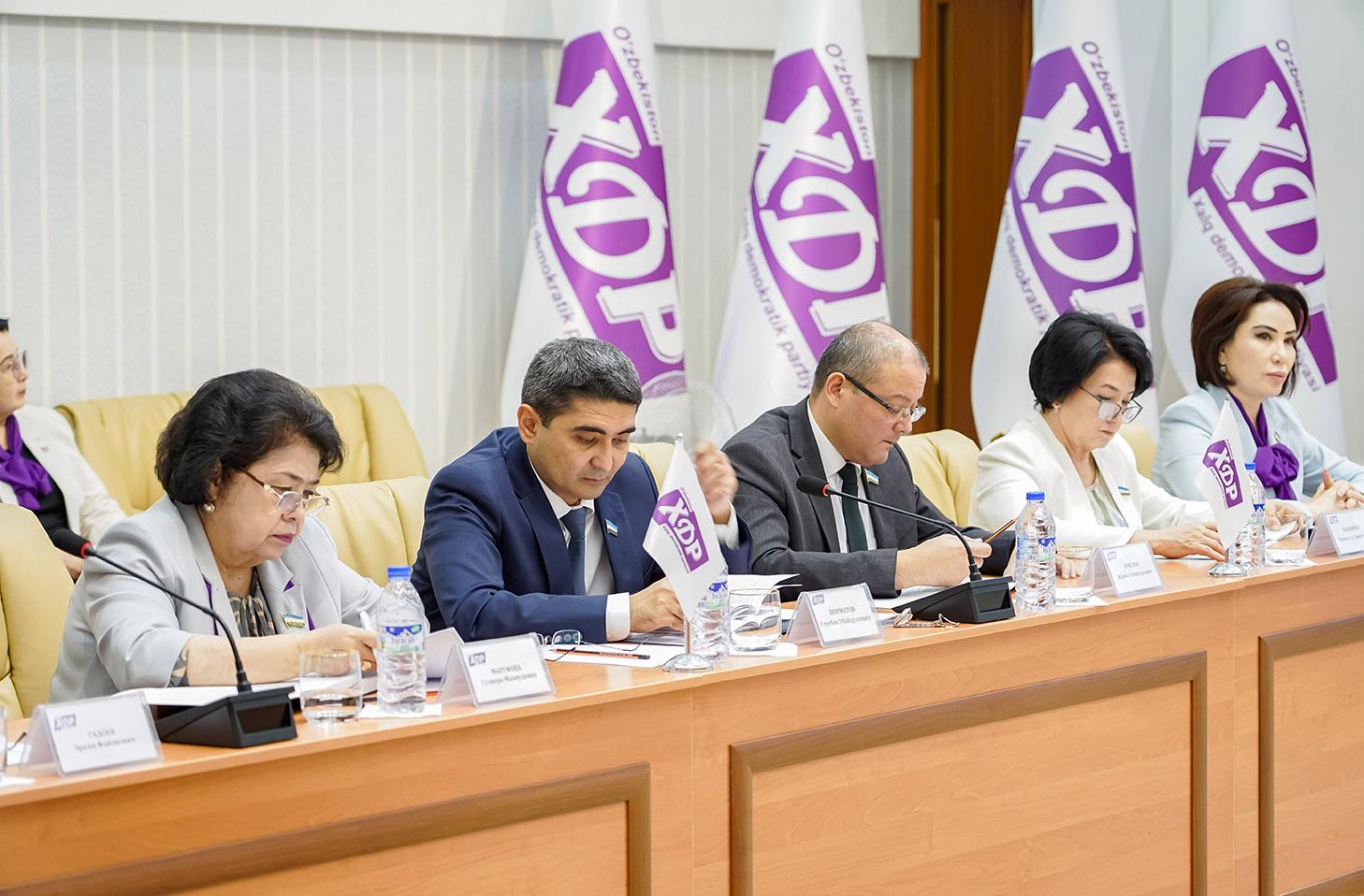 O‘zXDP Markaziy Kengashining III Plenumi bo‘lib o‘tdi