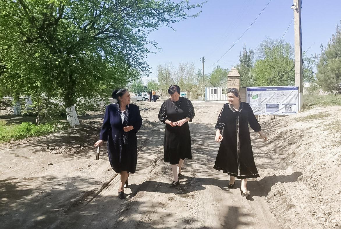 Депутат поликлиника қурилишини кўздан кечирди