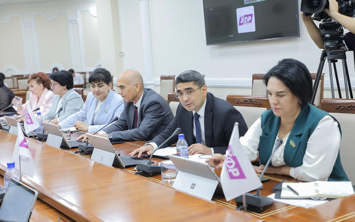 Fuqarolar huquqlari va xavfsizligini kuchaytirishga qaratilgan qonun loyihalari muhokama qilindi