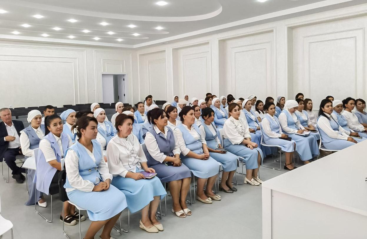 Мулоқотларда муаммоларни ўрганиш, фуқароларнинг фикр ва таклифларини тинглаш мақсад қилинган