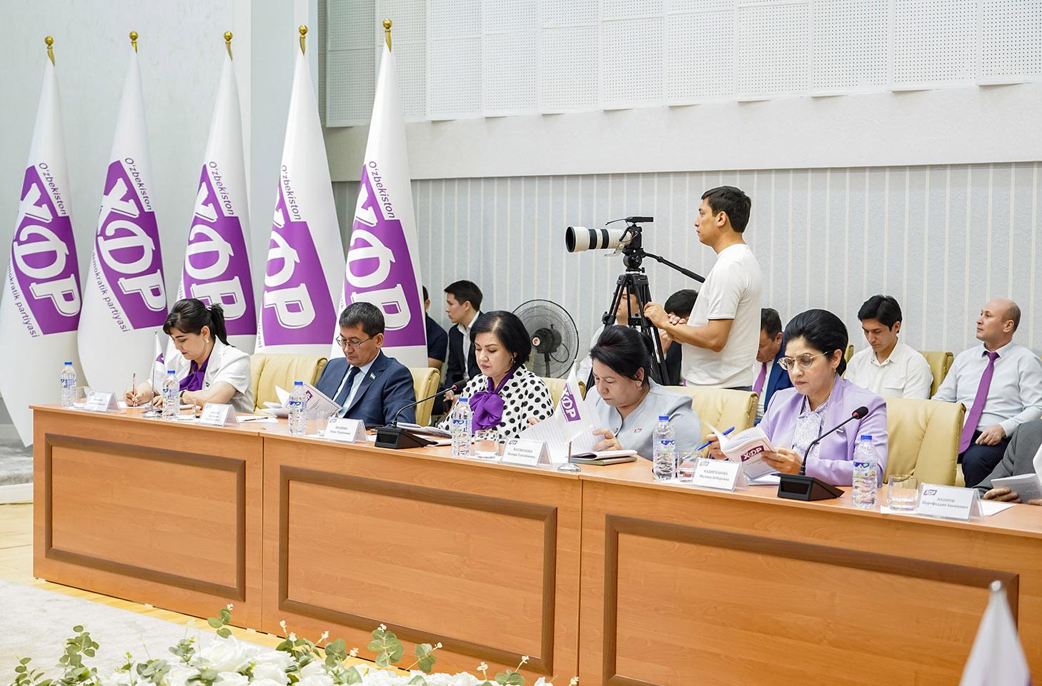 O‘zXDP Markaziy Kengashining III Plenumi bo‘lib o‘tdi