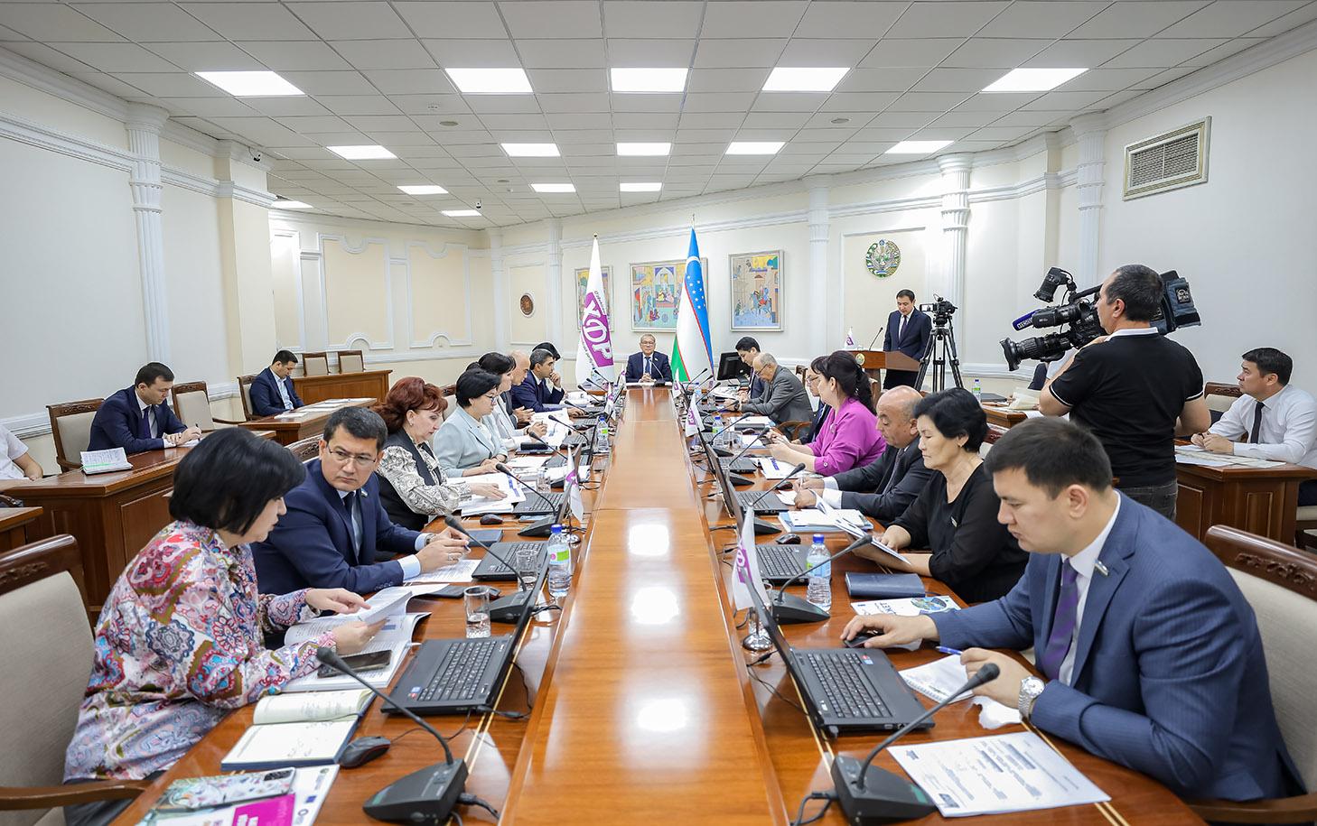 Партия фракцияси Давлат бюджети ижроси бўйича таклифлар берди