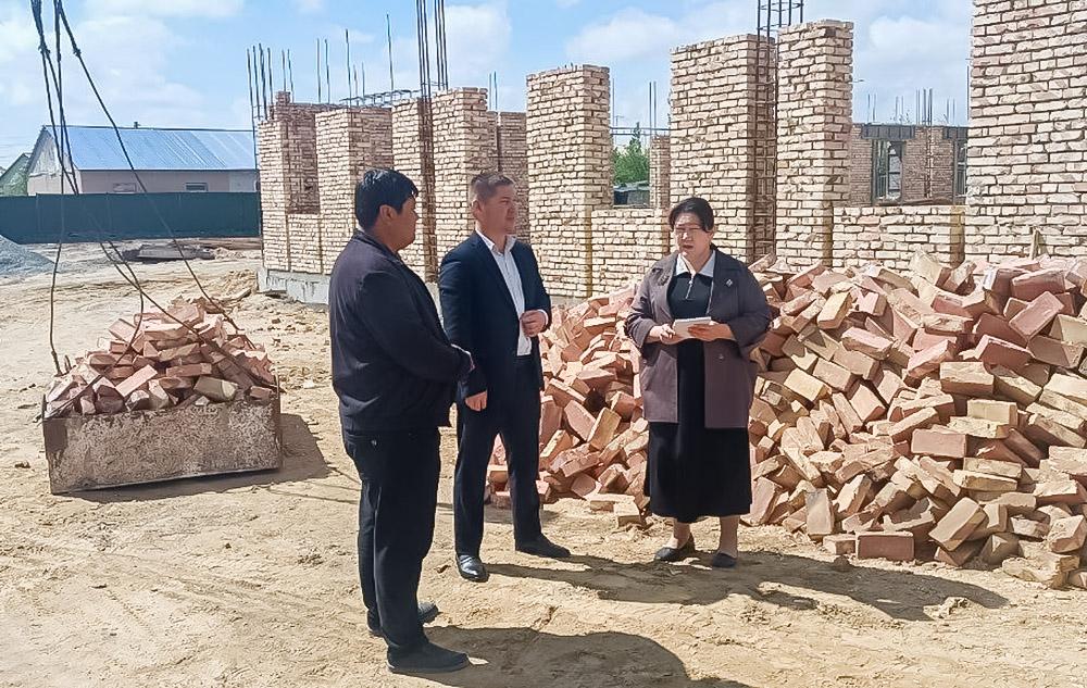 Мактабгача таълим ташкилотининг қурилиши депутат назоратида