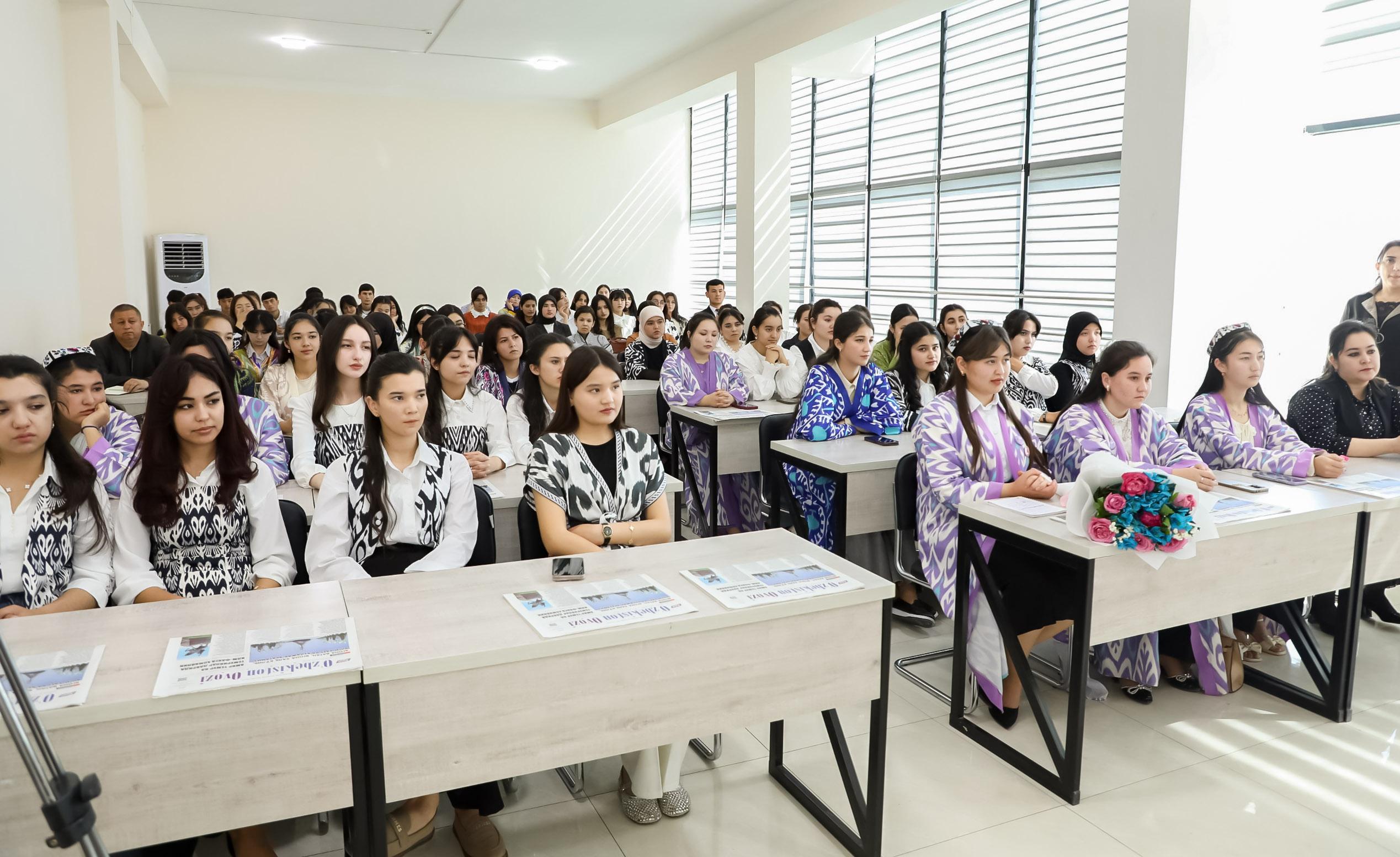 Senatorimiz yoshlar bilan uchrashuv o‘tkazdi