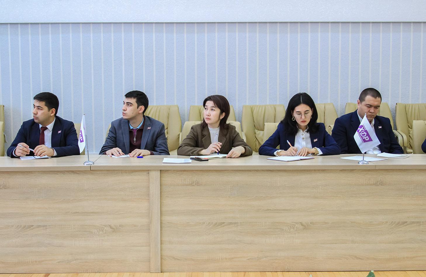 Партиямиз ходимлари учун ўқув-семинарлар бошланди