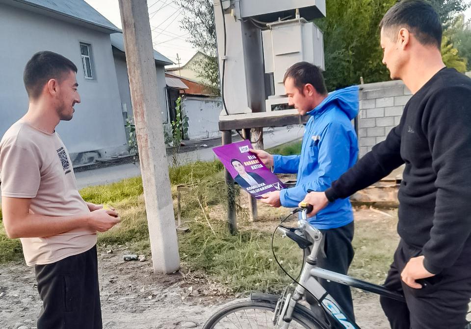 XDP nomzodlari uyma-uy yurib, aholini saylovga targ‘ib qilyapti