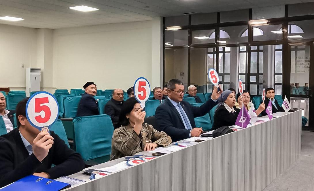 Jizzaxda viloyatning eng faol deputati aniqlandi