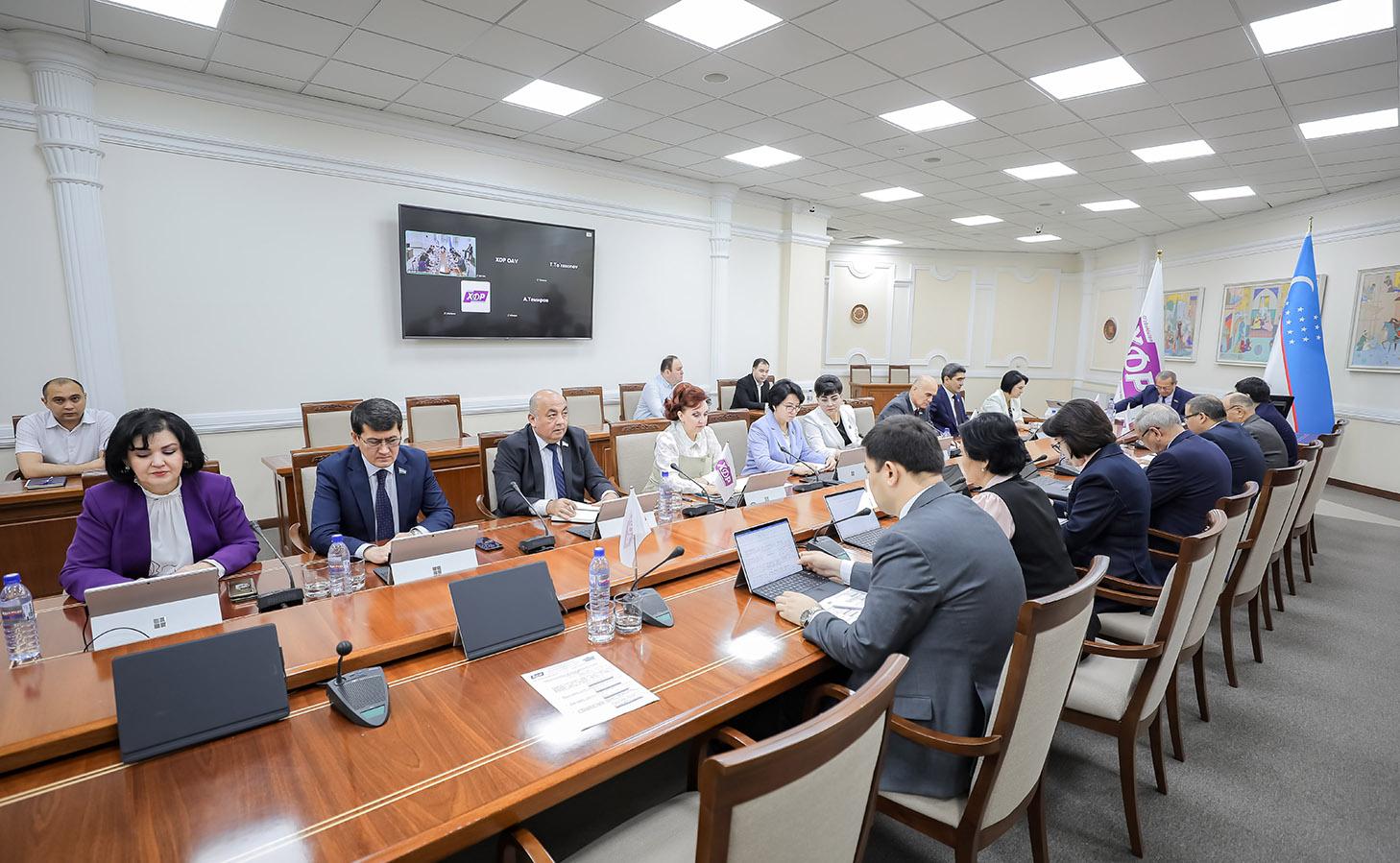 Tadbirkorlar huquqi va davlat xaridlarida shaffoflik masalalari XDP fraksiyasi diqqat markazida