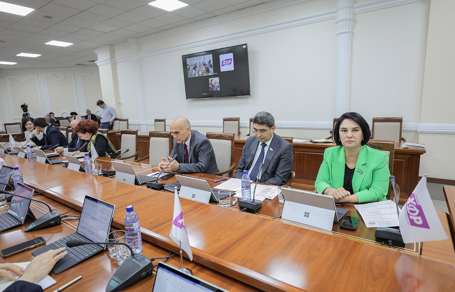 O‘zbekiston XDP fraksiyasi: qonunlar, avvalo, xalq manfaatlariga xizmat qilishi kerak