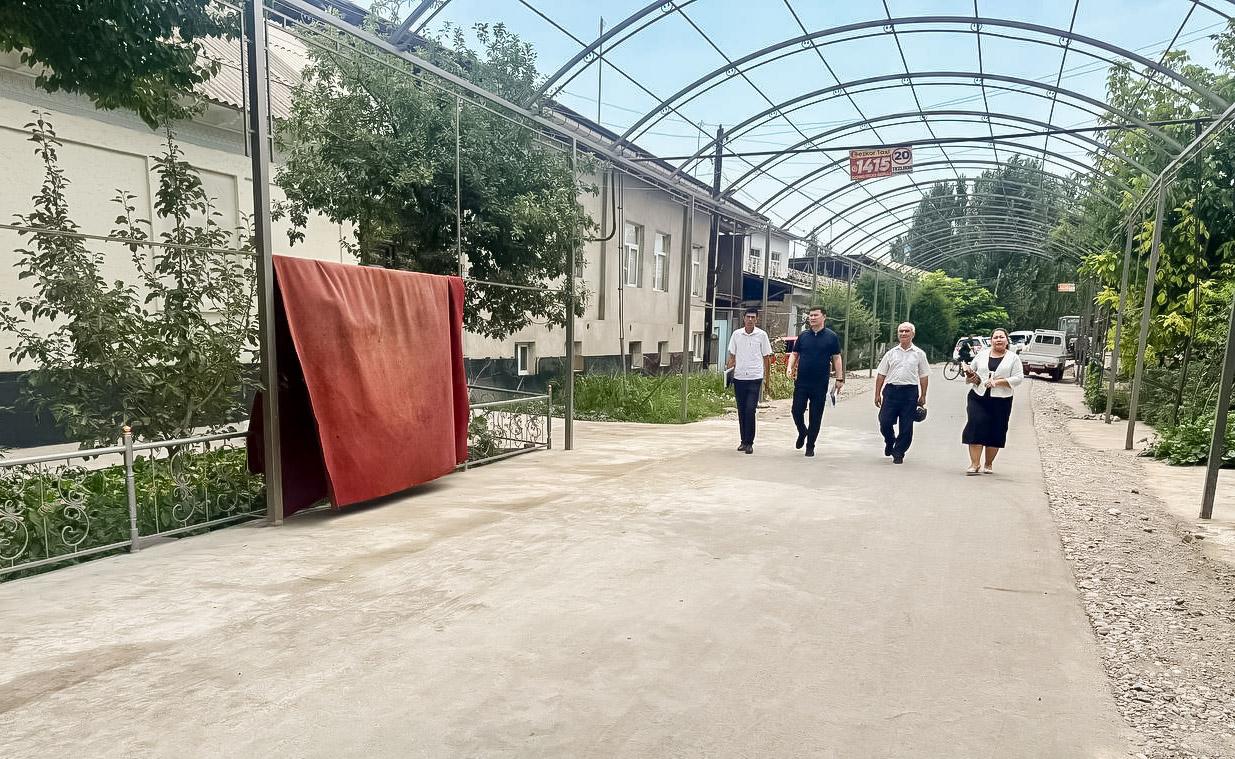 Oliy Majlis Qonunchilik palatasidagi O‘zbekiston XDP fraksiyasi deputati tashabbusi bilan bir nechta ko‘chalar asfaltlandi