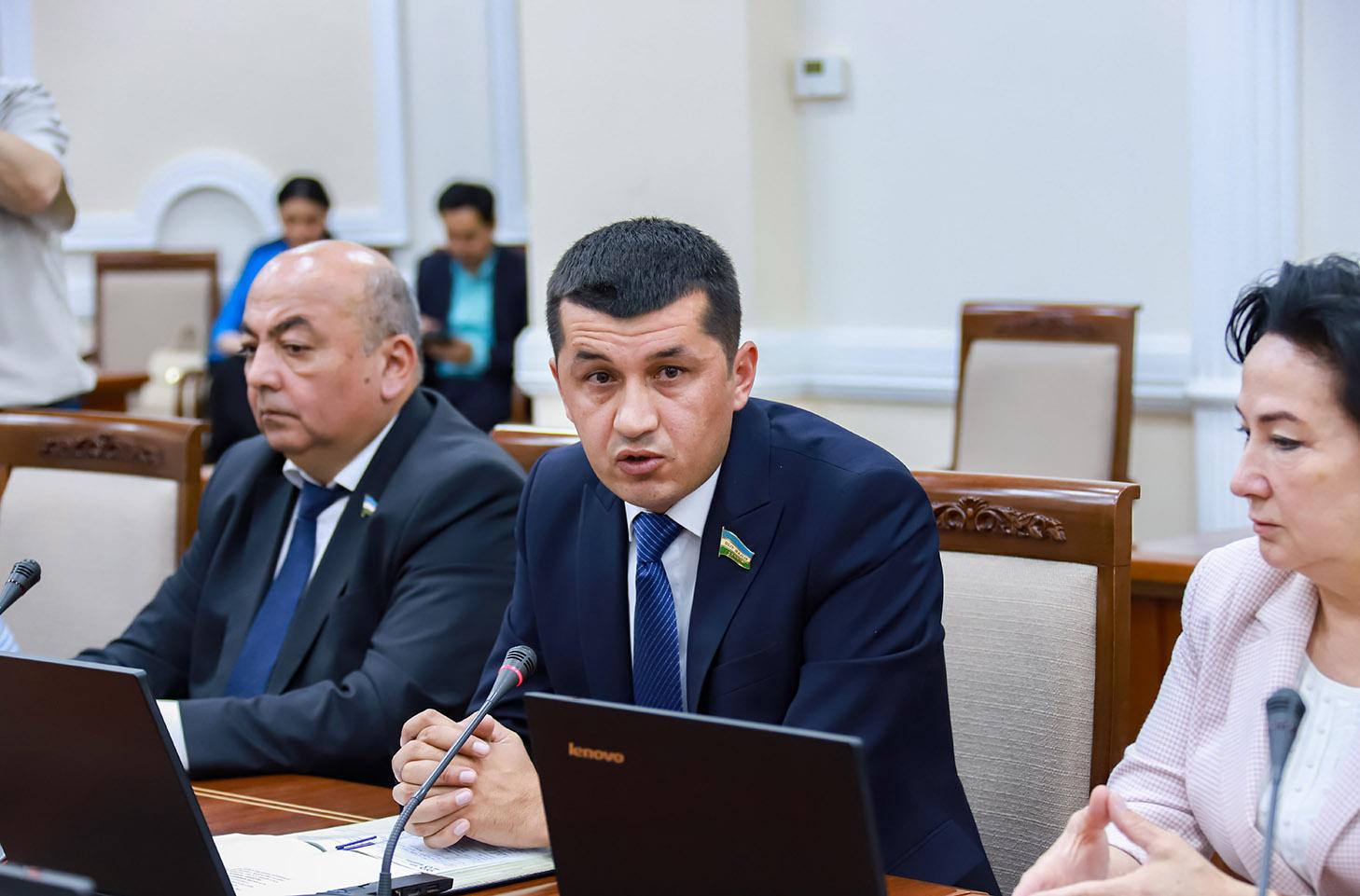 Xalq demokratik partiyasi o‘zini parlamentdagi muxolifat fraksiyasi deb e’lon qildi