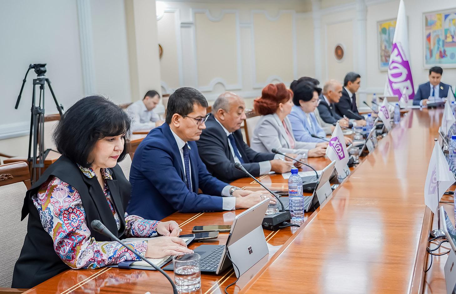 ЎзХДП фракцияси аҳоли хавфсизлиги ва ҳуқуқий кафолатларга оид масалаларни муҳокама қилди