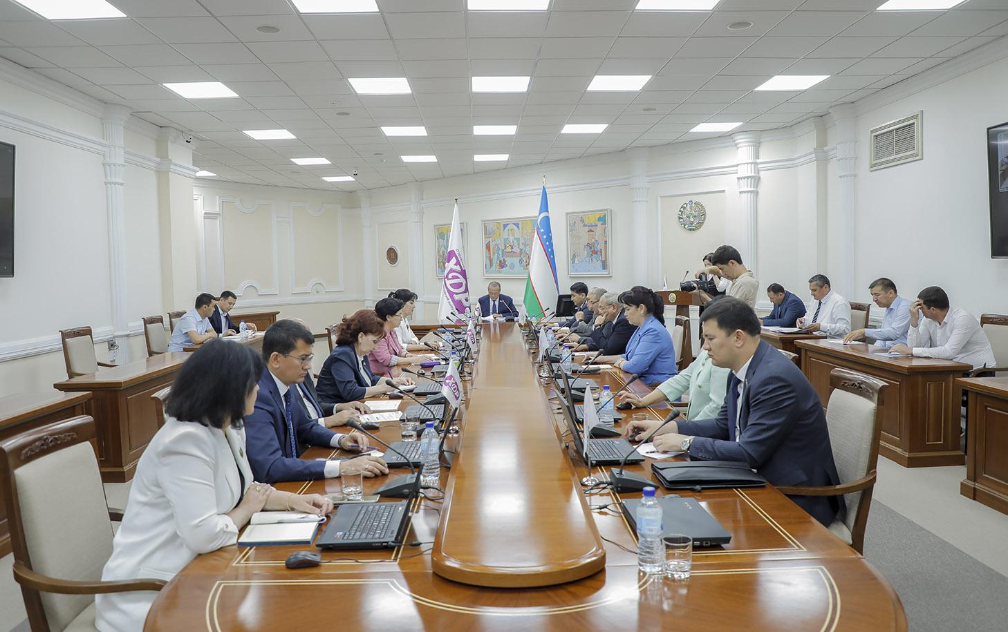 Парламентда конструктив мулоқот асослари кенгаймоқда