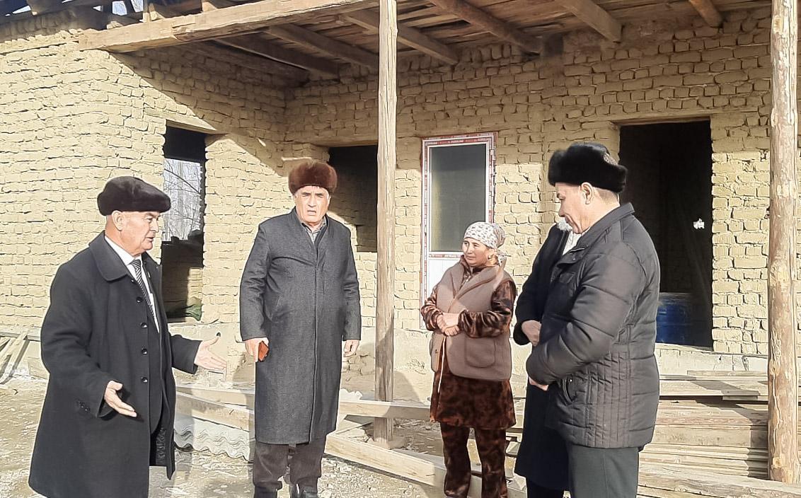 Mehnat muhojirlarining oilalaridan xabar olindi