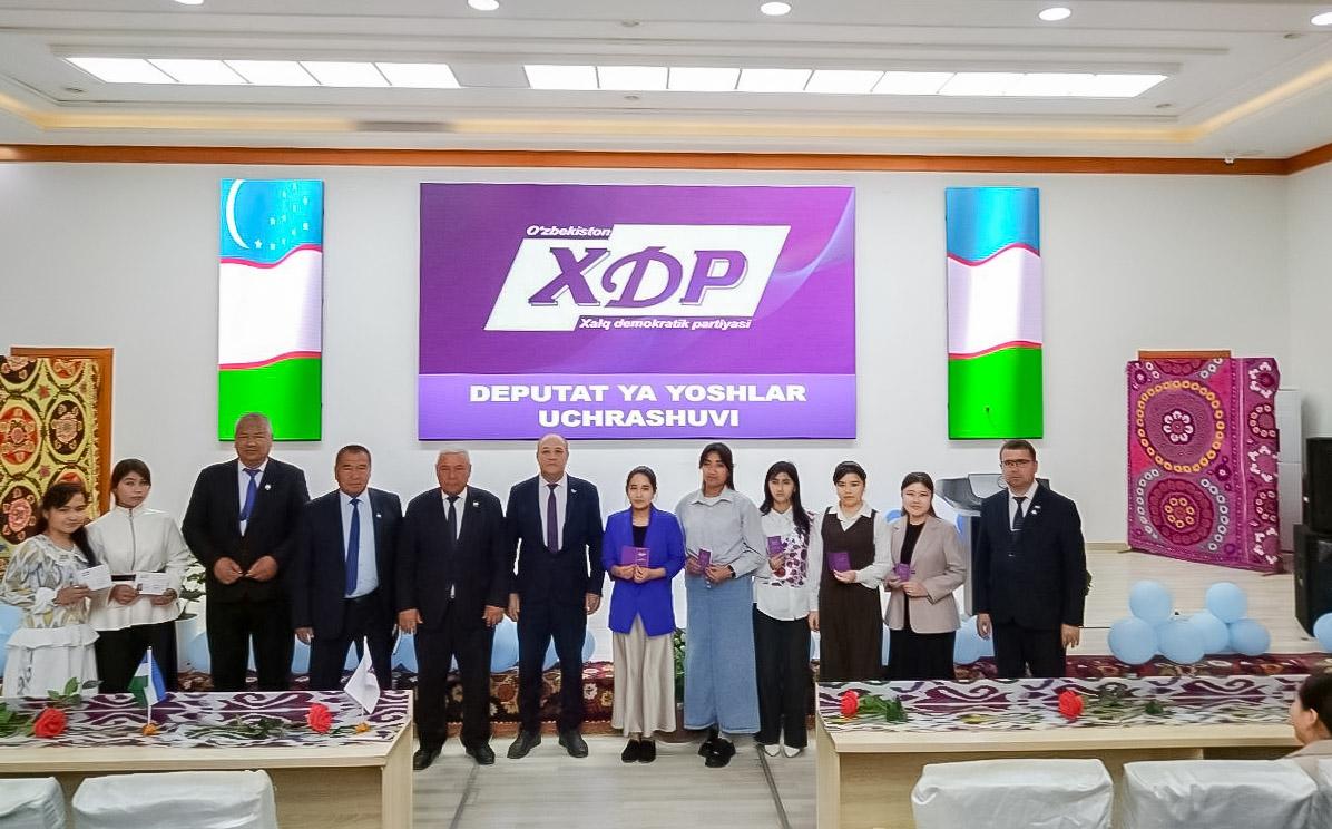 Deputat va yoshlar uchrashuvi