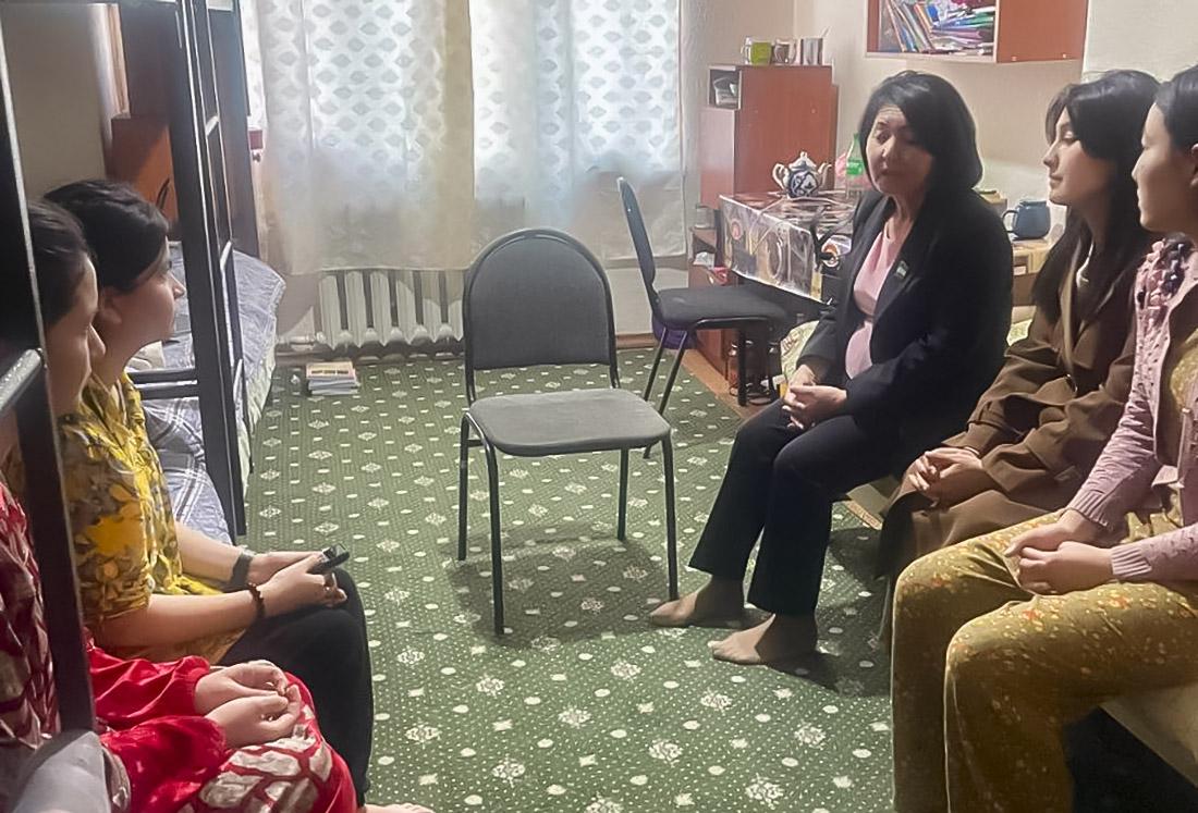 Deputat yoshlar bilan uchrashuv o‘tkazdi