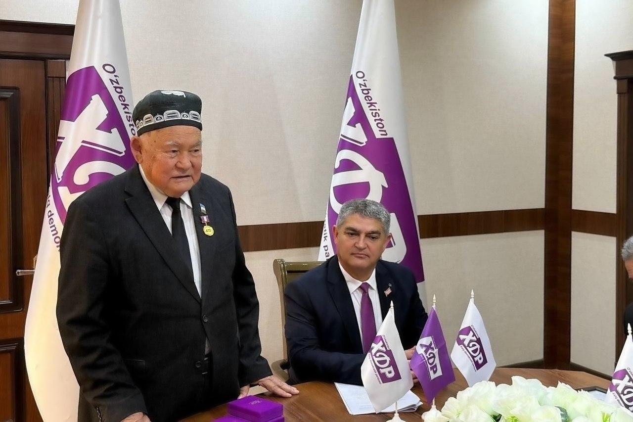 O‘zbekiston XDP Surxondaryo viloyat kengashida partiyaning 34 yilligi munosabati bilan tadbir o‘tkazildi