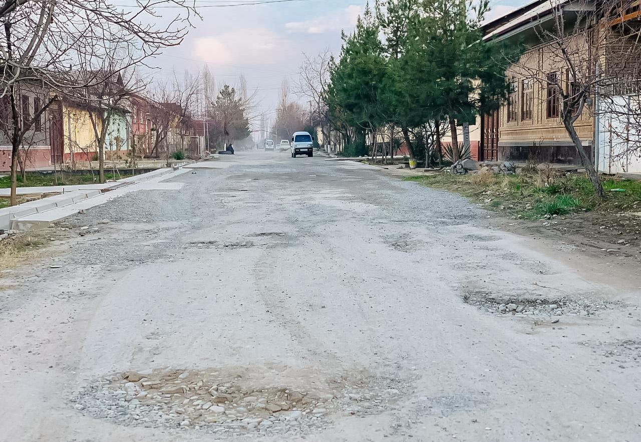 Депутат фуқароларнинг мурожаатини ҳал қилишга киришди 