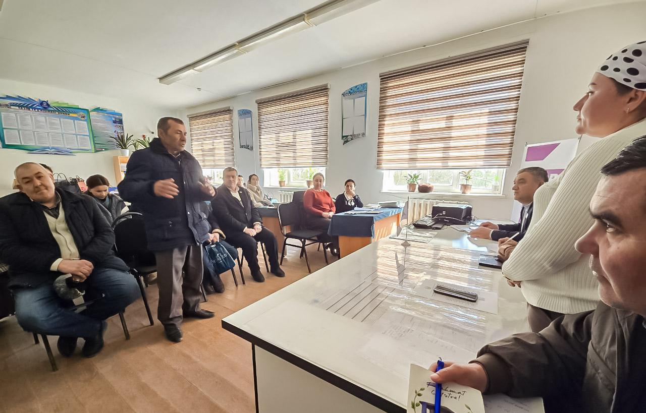 18-maktabga oshxona va faollar zali qurib beriladimi?