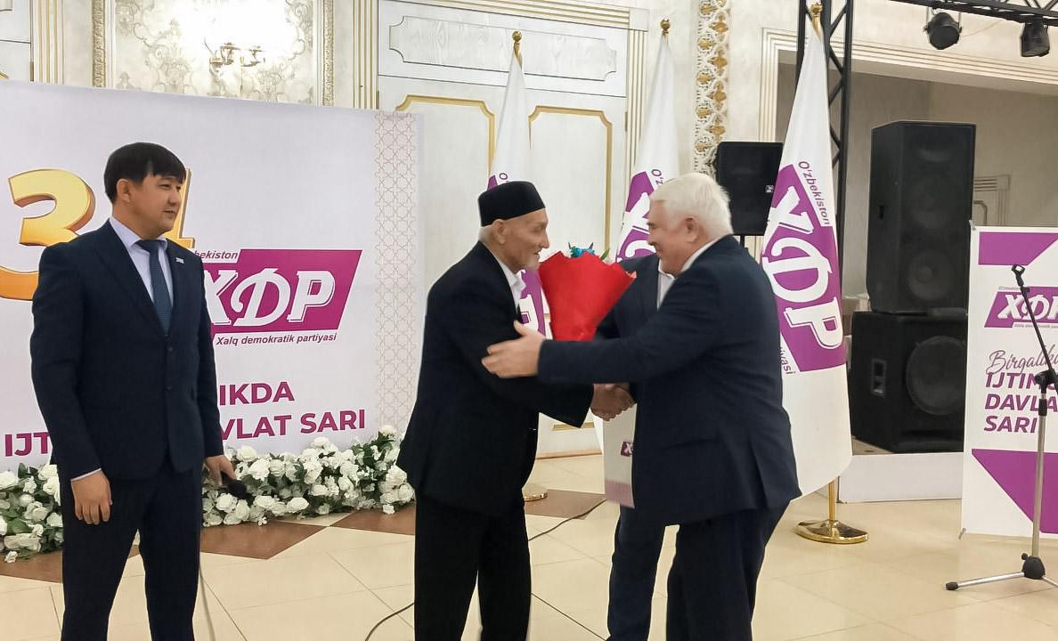 O‘zbekiston Xalq demokratik partiyasining 34 yilligi Jizzaxda bayramona nishonlandi