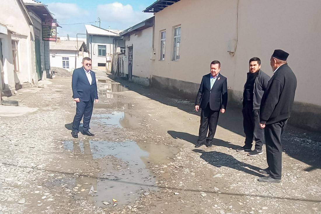 Депутатларимиз маҳалла муаммоларини ўрганиб, ҳал этиш чораларини кўрмоқда