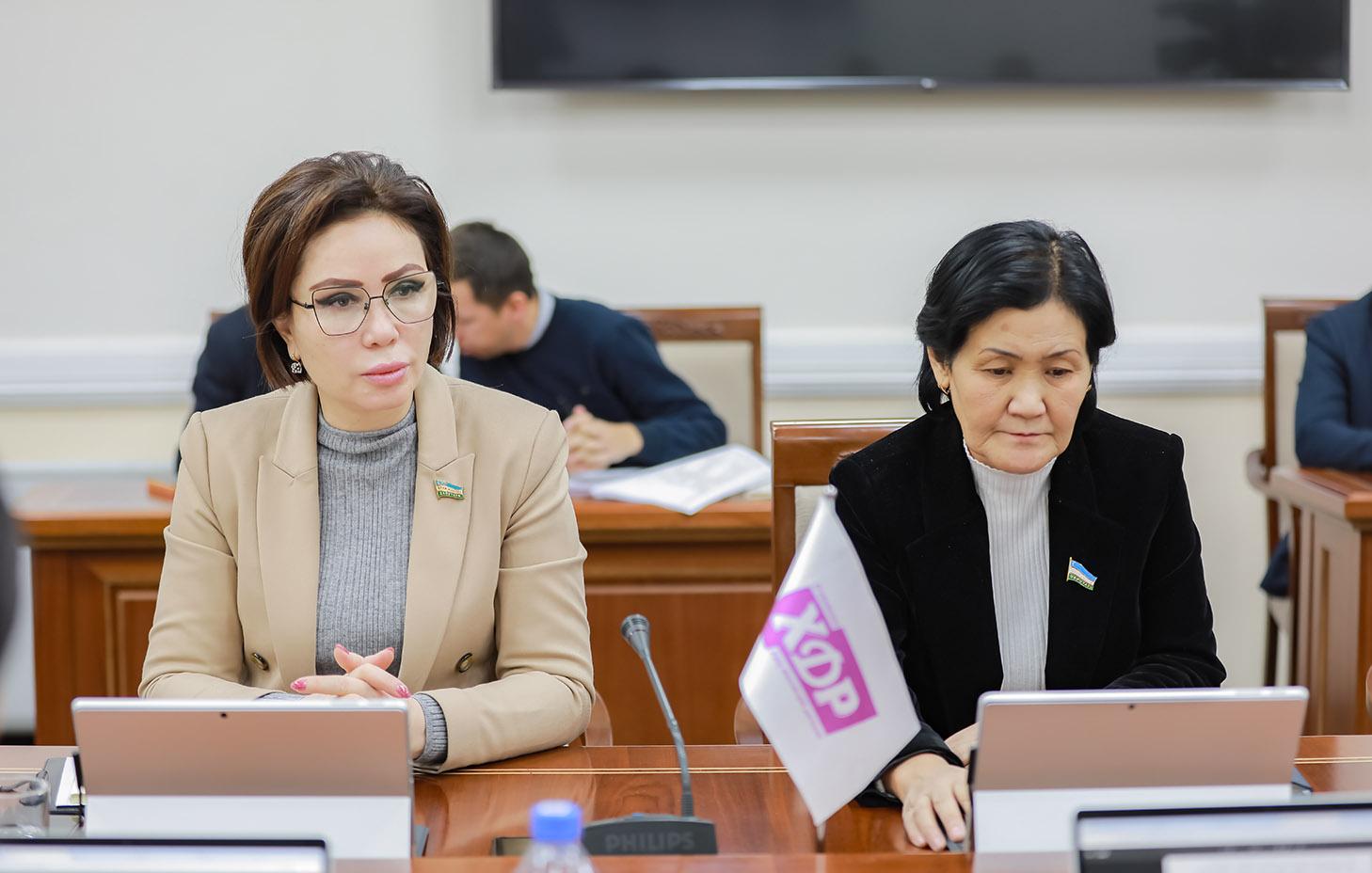 Қонун лойиҳалари тортишувлар асосида маъқулланди