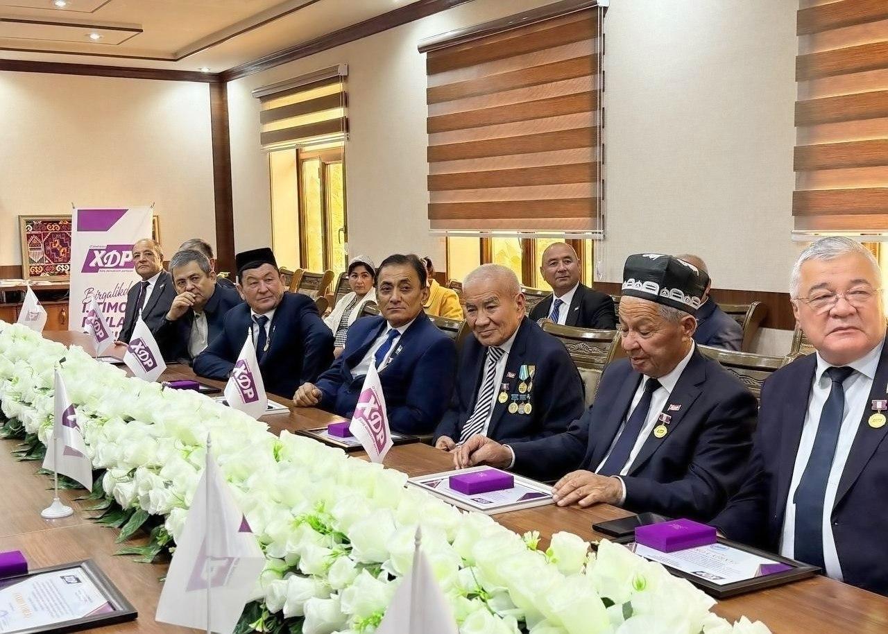 O‘zbekiston XDP Surxondaryo viloyat kengashida partiyaning 34 yilligi munosabati bilan tadbir o‘tkazildi