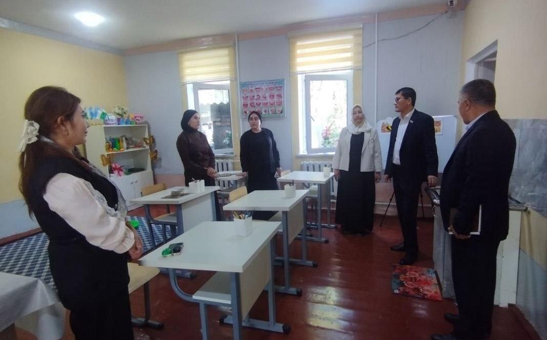 Oltiariqda aholi bandligini ta’minlash va inklyuziv ta’lim olish imkoniyatlari bo‘yicha yaratilgan imkoniyatlar tahlil qilindi