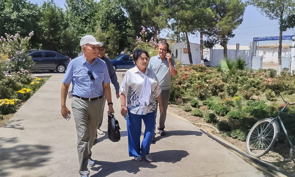 Депутатимиз маҳаллада мурожаатларни ўрганди