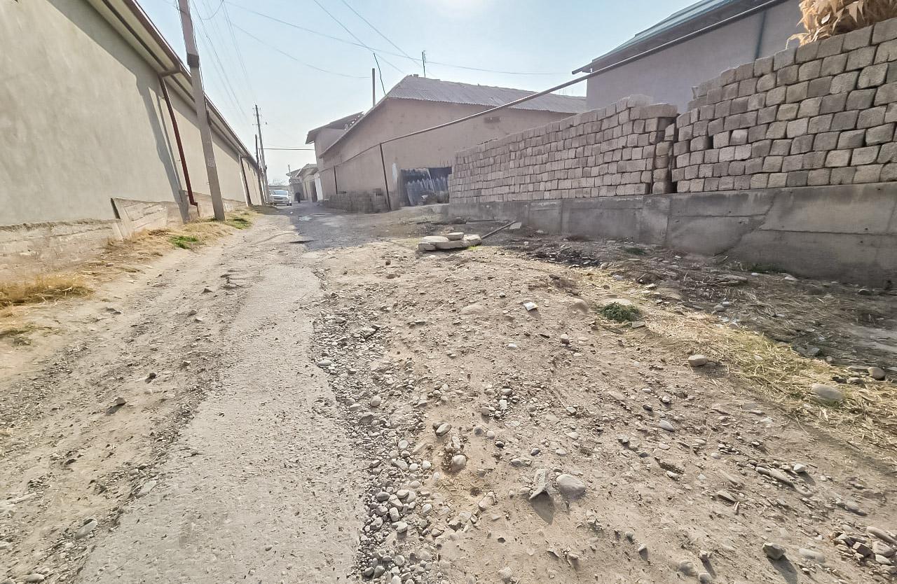 Deputatlarning tashabbusi bilan Bo‘stonliqda 9.6 km yo‘l to‘liq ta’mirlandi